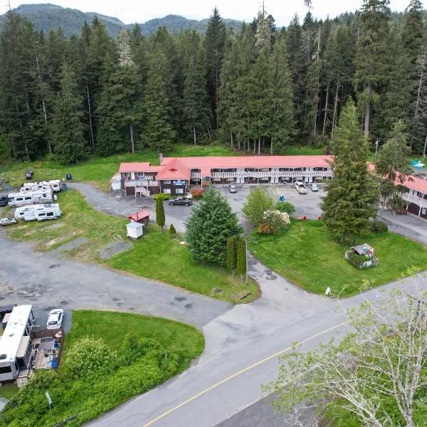 Pioneer Inn by the River, hotel v destinaci Port Hardy