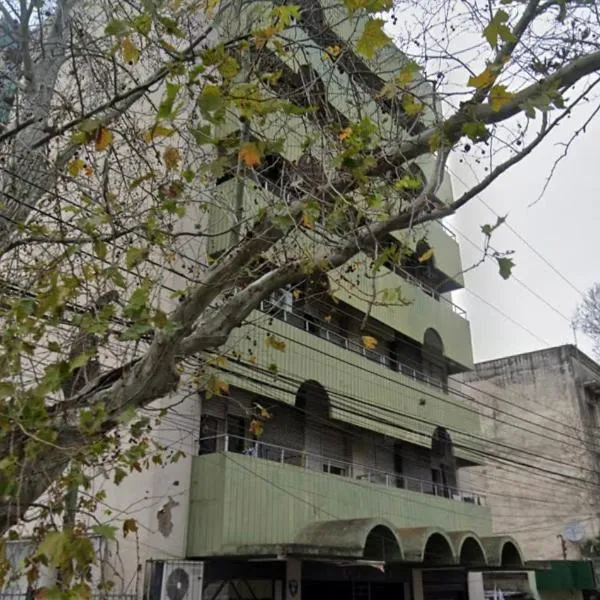 IKE Hospedagem, hotel in Uruguaiana
