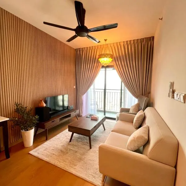 Maya Bay Residence Mika Home، فندق في بانتينغ