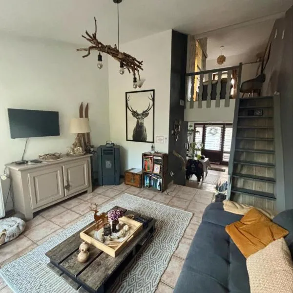 Chez Seb & Lulu, studio d'hôtes, hotel in Neufchâteau