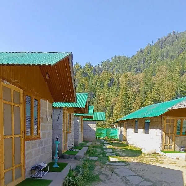 Hiideout Cottages, hotel in Barot 