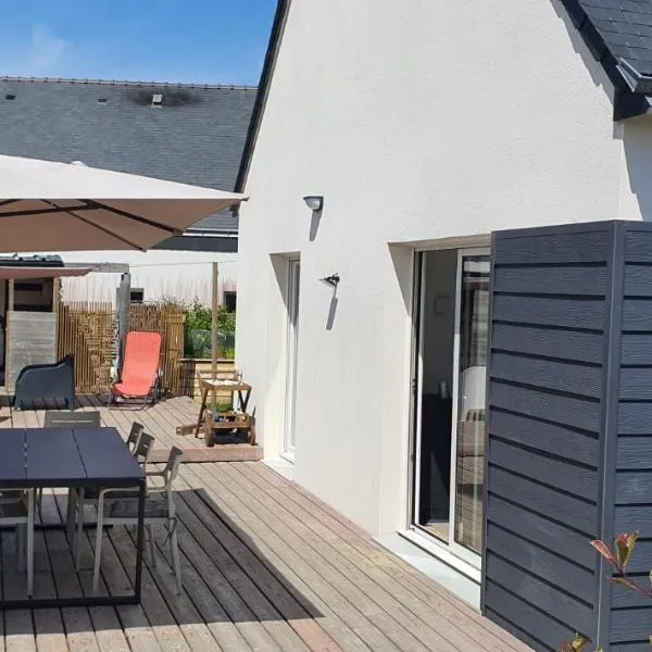 St Gildas de Rhuys - Maison 10 personnes avec 5 chambres, 900 m plage et 500 m centre bourg, hotel v destinaci Saint-Gildas-de-Rhuys