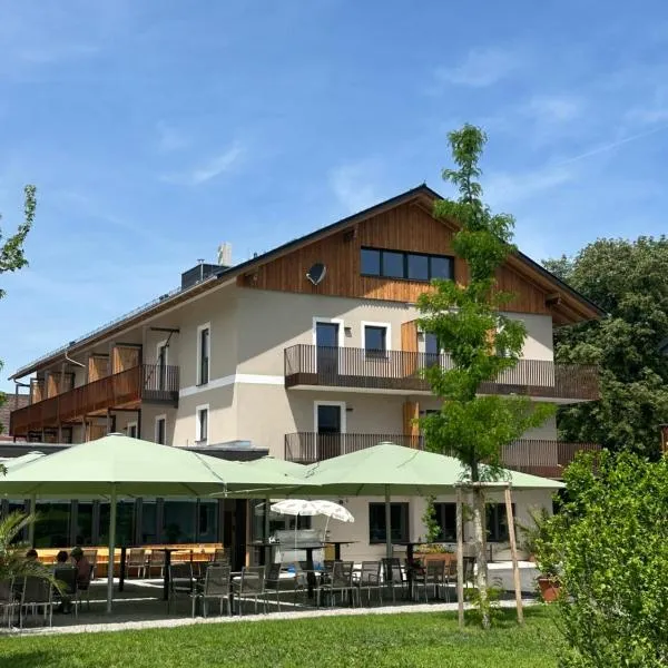 Erlebnis Gasthof Wasserhammer, hotel v destinaci Randegg