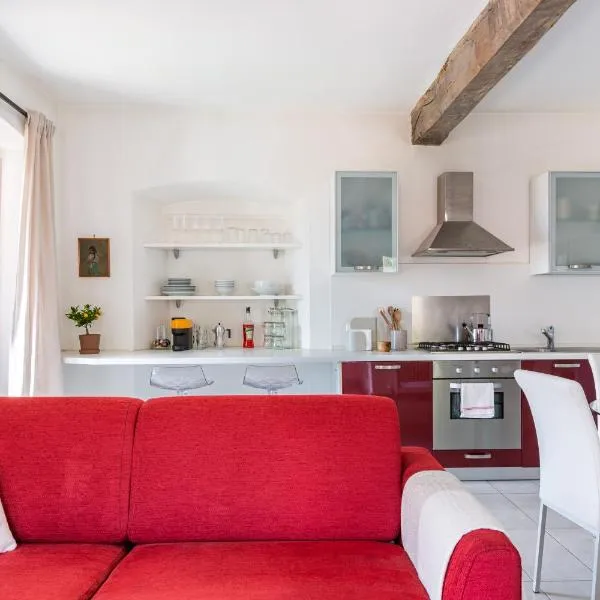 Lake View Terrace Apartment by Rent All Como, hotel Mezzegrában