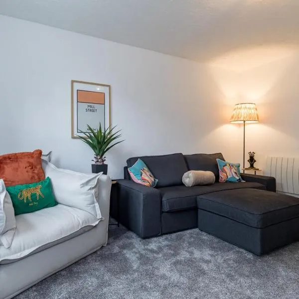 Countryside Stay Near JCB, Peaks & Alton Towers, hotel v destinaci Rocester