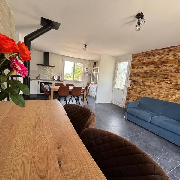 Nature & jacuzzi, 1 hr 45 min from Paris, hotel in Cosne-Cours-sur-Loire