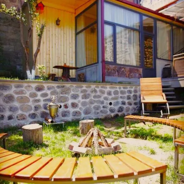 Hayi Tun Guest House, hotel v destinaci Goris