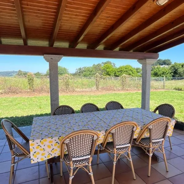 Casa María B, hotel v destinaci Abegondo