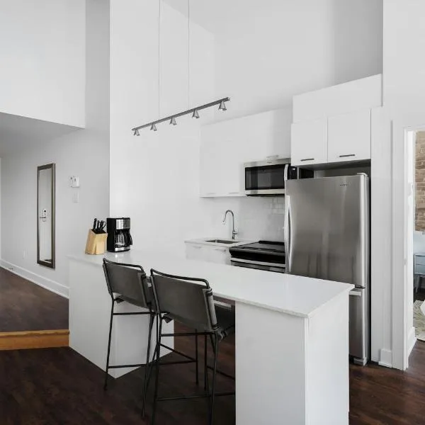 Sonder by Marriott Bonvoy Gare Saint Denis Apartments Downtown, hotel in Montreal