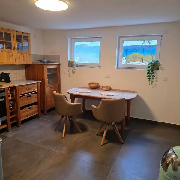 Moderne Wohnung im Norden von Köln, hotel en Colonia