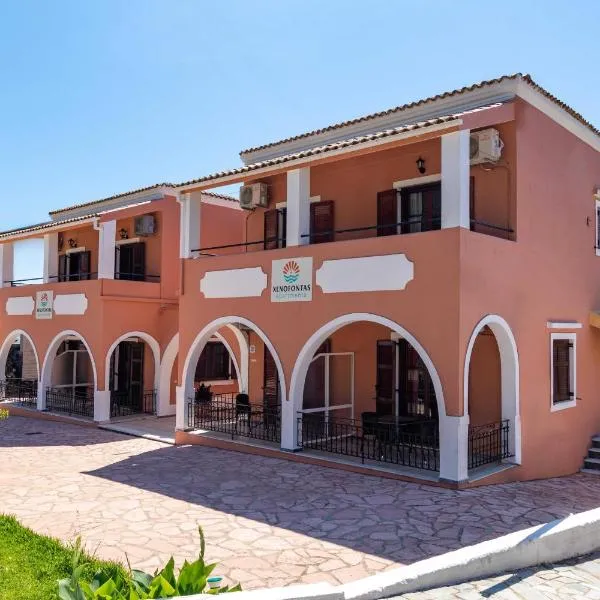 XENOFONTAS APARTMENTs, hotel v mestu Agios Georgios Pagon