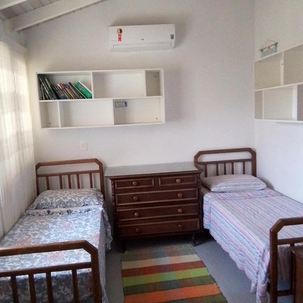 Casa aconchegante em condominio - Foto 2