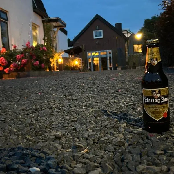 B & B Huize Hertog met Whirlpool, hotel in Apeldoorn