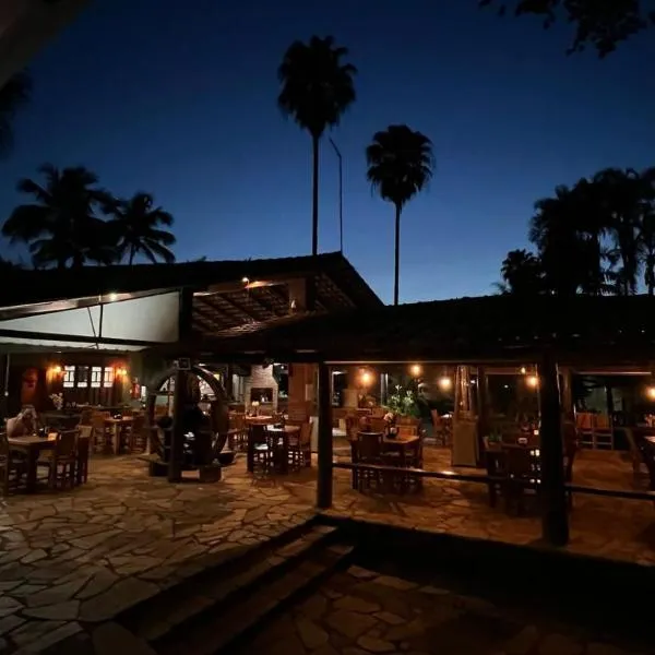 Vila Barro Branco Pousada de Charme, hotel di Trindade