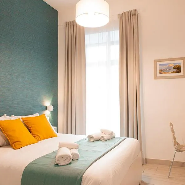 नापोलि में, होटल MIGLIO SACRO Suites