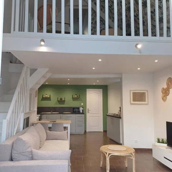 L'inattendu, hotel v destinaci Moliens