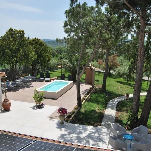 B&B Luci della Collina Boutique Relax, hotel in Tortoreto Lido