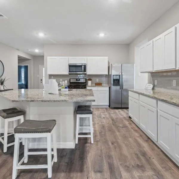 4 Bedroom home in Lake Charles La, hotel u gradu Lejk Čarls