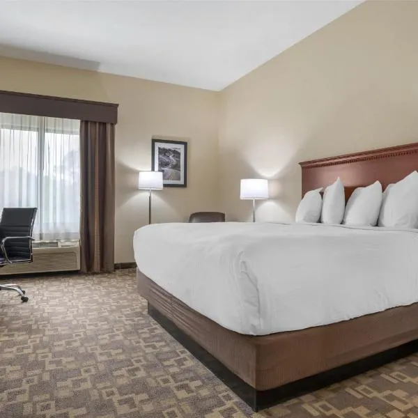 Best Western Opp Inn, khách sạn ở Opp