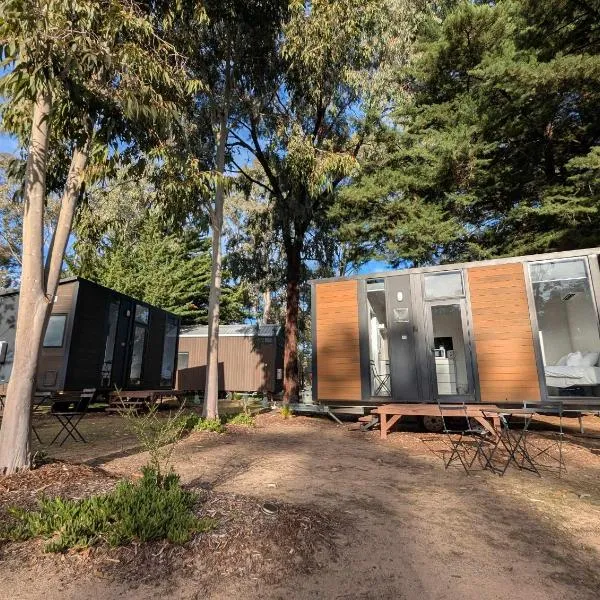 2BR Tiny Family Home at Grampians Edge by Tiny Away, hotel v destinaci Dadswells Bridge