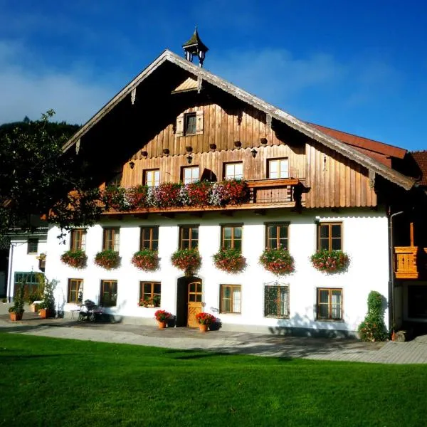 Schmiedbauernhof, hotel v destinaci Fuschl am See