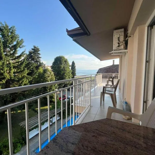 Apartments Smakoski, hotel in Ohrid