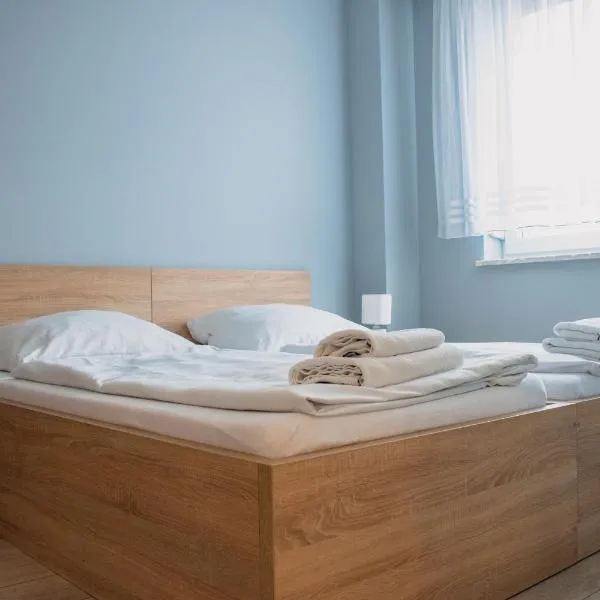 PRZYSTANEK ROSZKÓW -NOCLEGI i RESTAURACJA, hotel v destinaci Roszków