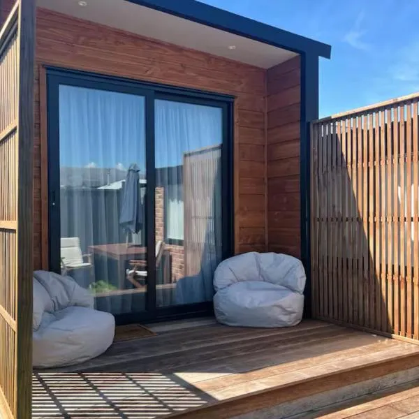 Lakeside Tiny Home, hotel a Cromwell