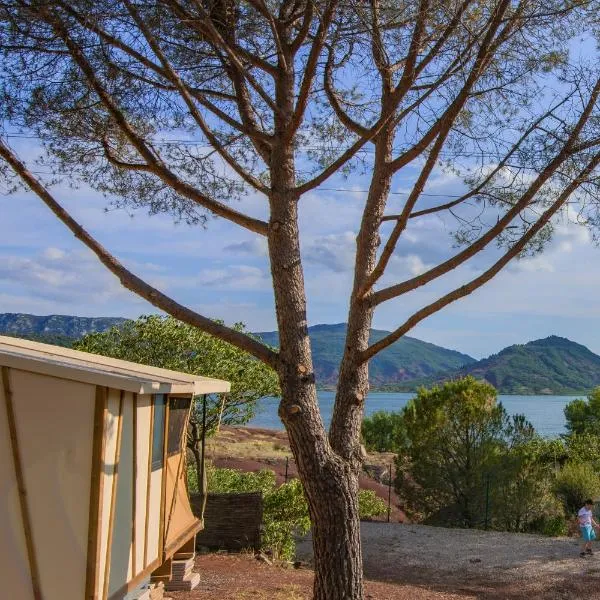 Camping Onlycamp Les Vailhés, hotel v destinaci Lodeve