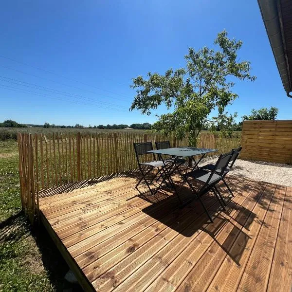 Petite maison à la campagne، فندق في Aucamville