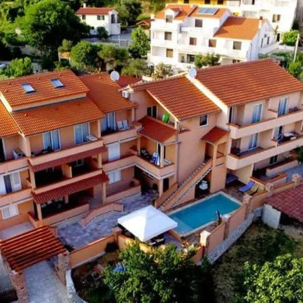 Del Mar Rab, hotel i Kampor