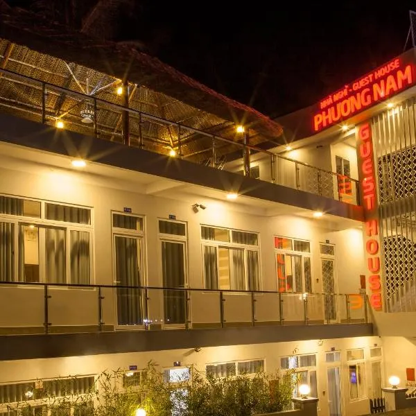 Phuong Nam Guest House, hotel v destinaci Mũi Né