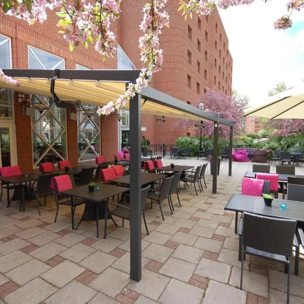 Quality Hotel Galaxen, hotel v destinaci Borlänge