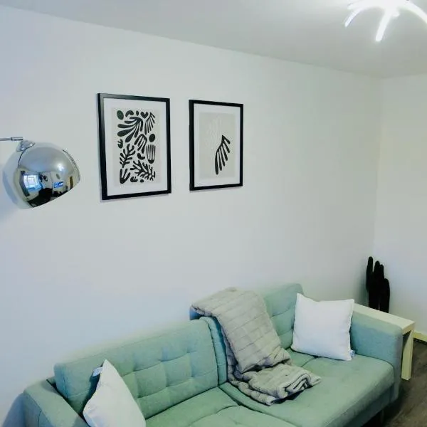 Luxurious 2 beds Urban Glint by GOO Living, hotel in Spon End