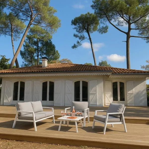 Family Home between Sea and Forest, Hotel in Lanton