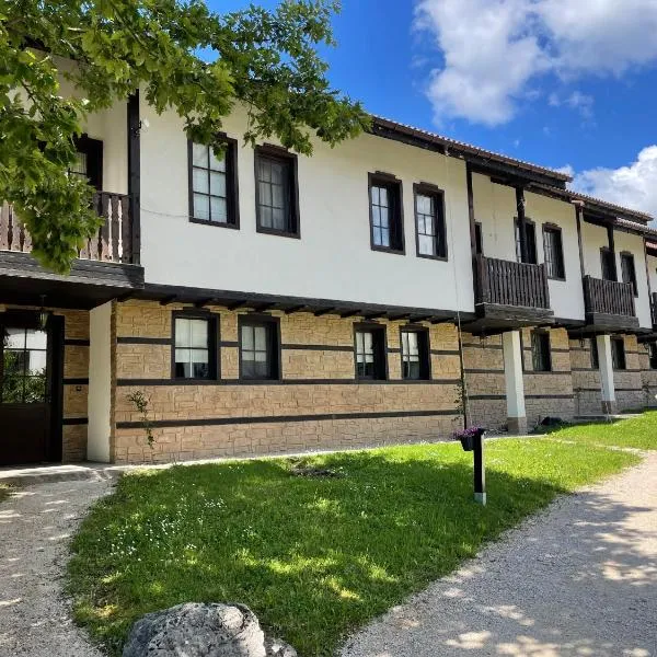 GeshaHillPark villas 55, hotel sa Dryanovo
