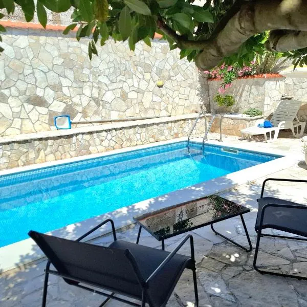 Villa Tina, hotel v destinaci Ploče