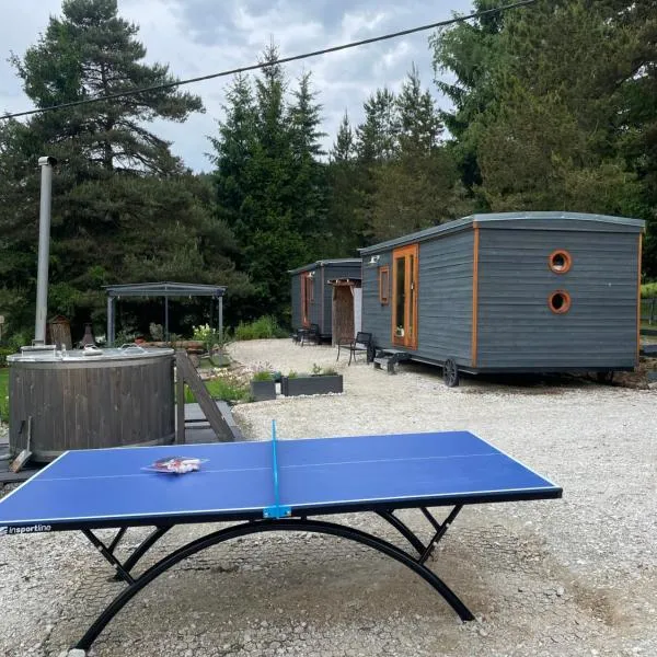 Maringotky Šumava, hótel í Sušice