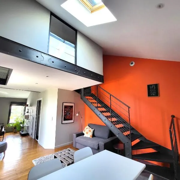 Le Loft de Genas - l'Atelier et la Villa, hotel v destinaci Genas