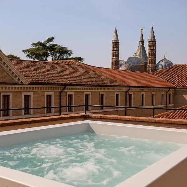 enJoy Home - Attico con idromassaggio e garage - zona Sant'Antonio, hotel v destinaci Padova