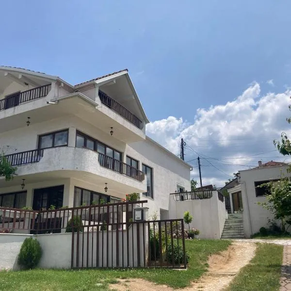 Honey Home by KOSTOSKI INN, hotel di Prilep
