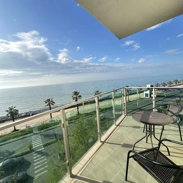 Aqua Batumi 42, hotel in Batumi
