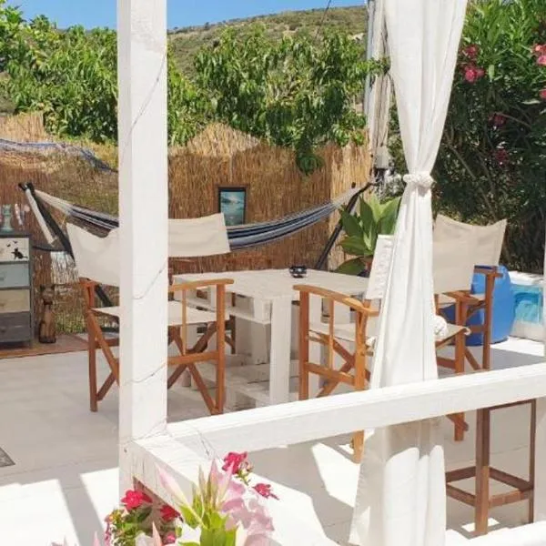 La casa Rosa 2, hotel Ponzában