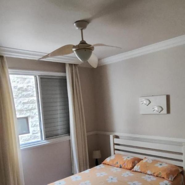 Apartamento Guarujá Enseada 2 quadras da Praia - Foto 2