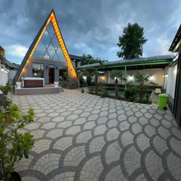 가발라에 위치한 호텔 NatureNest A-Frame Cabin