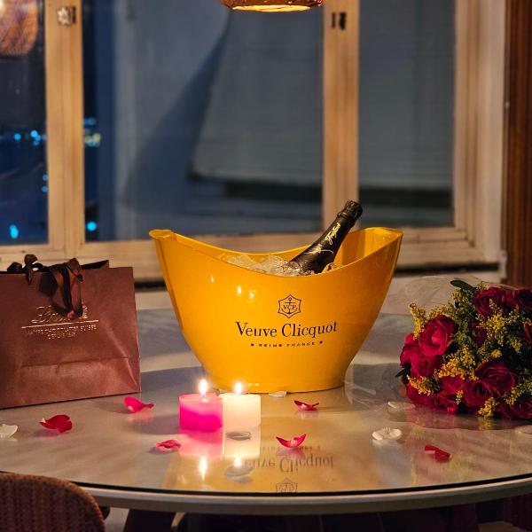 Lux 12 - Cobertura Romantica com piscina aquecida e vista mar - Foto 5