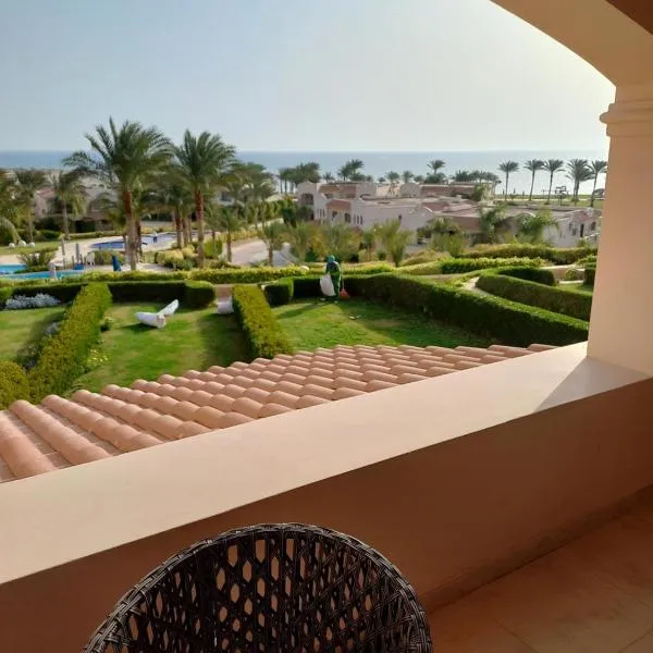 La vista 5 ain sokhna Luxury sea view عين سخنة لا فيستا, hotel in Ain Sokhna