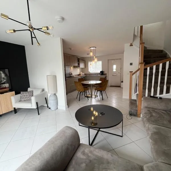 Mason Gardens Home، فندق في Chilton