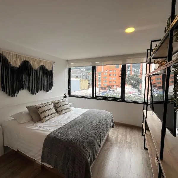 Great space in perfect area! Walk everywhere!, Hotel in Bogotá