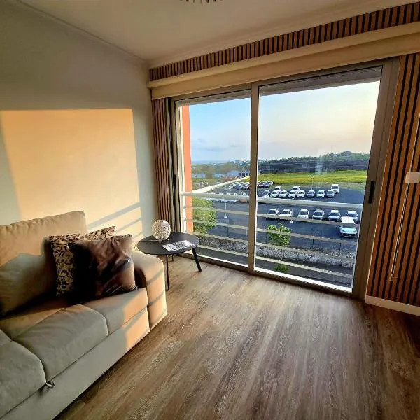 Paim Lodge, hotel in Ponta Delgada